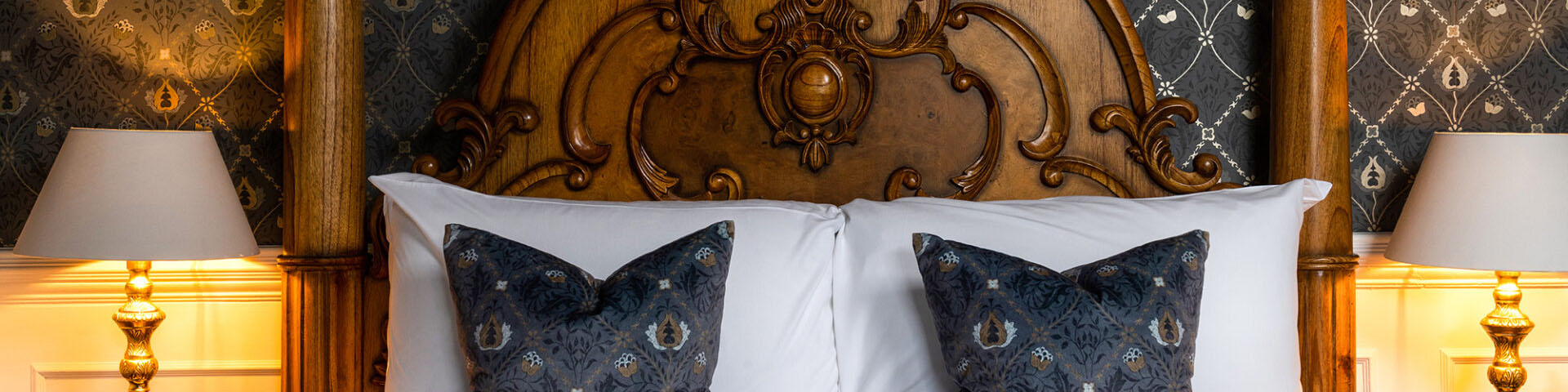 Plas Dinas bedroom