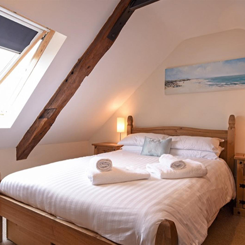 bedroom>