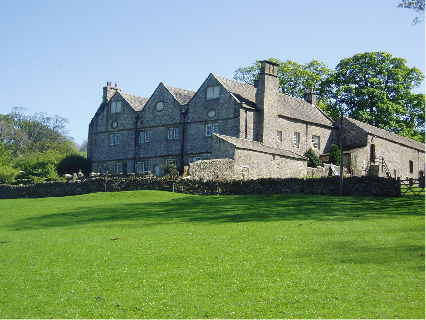 Braithwaite Hall Bed & Breakfast