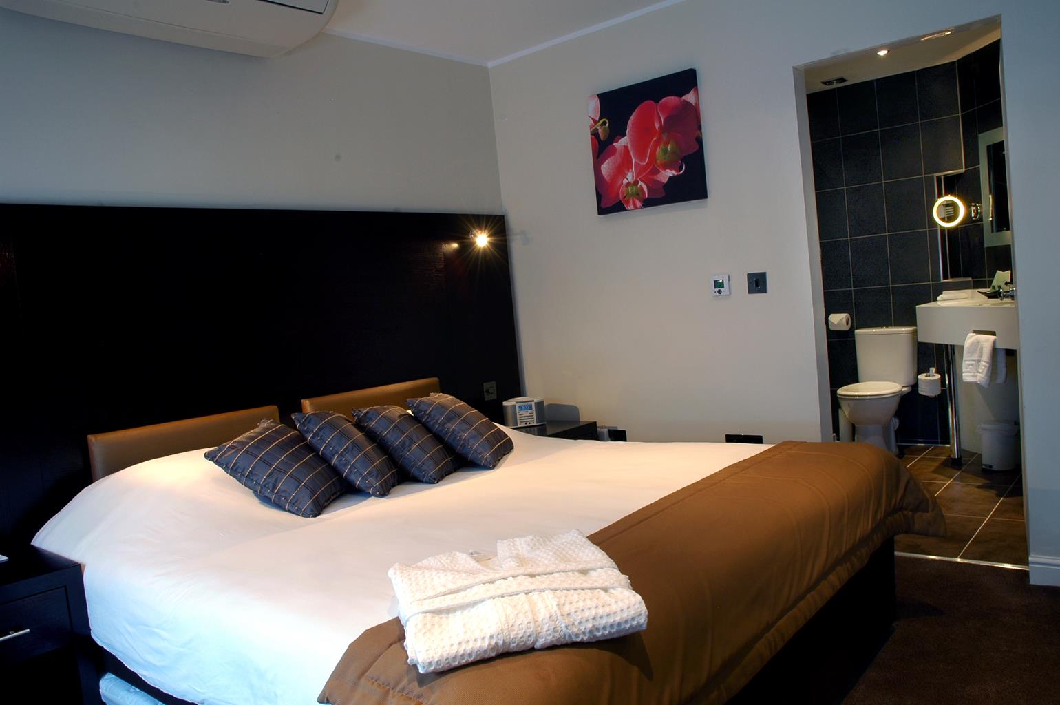 Studley Hotel
