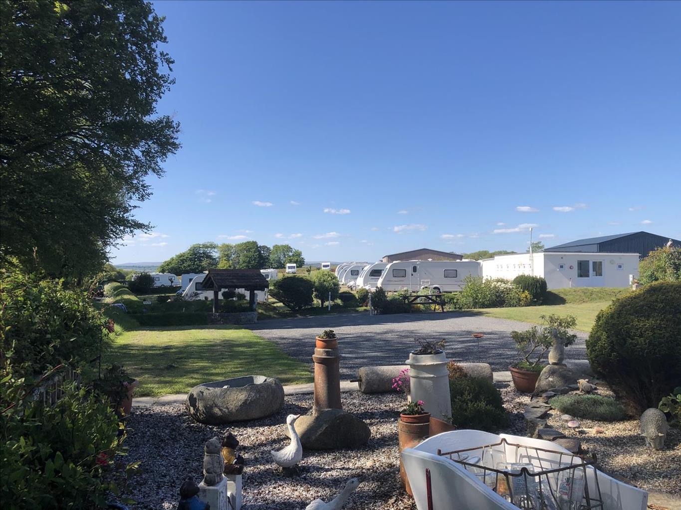 Island Lodge Caravan & Camping Site