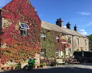 The Clarendon Country Pub With Rooms
