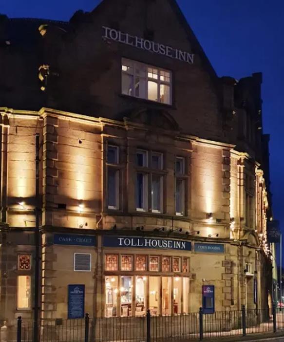 Toll House Inn