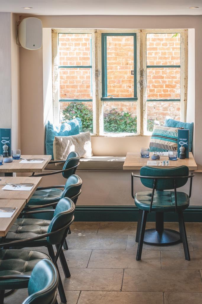 New Wave Brasserie and Bar
