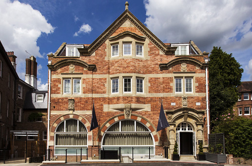 One Warwick Park Hotel
