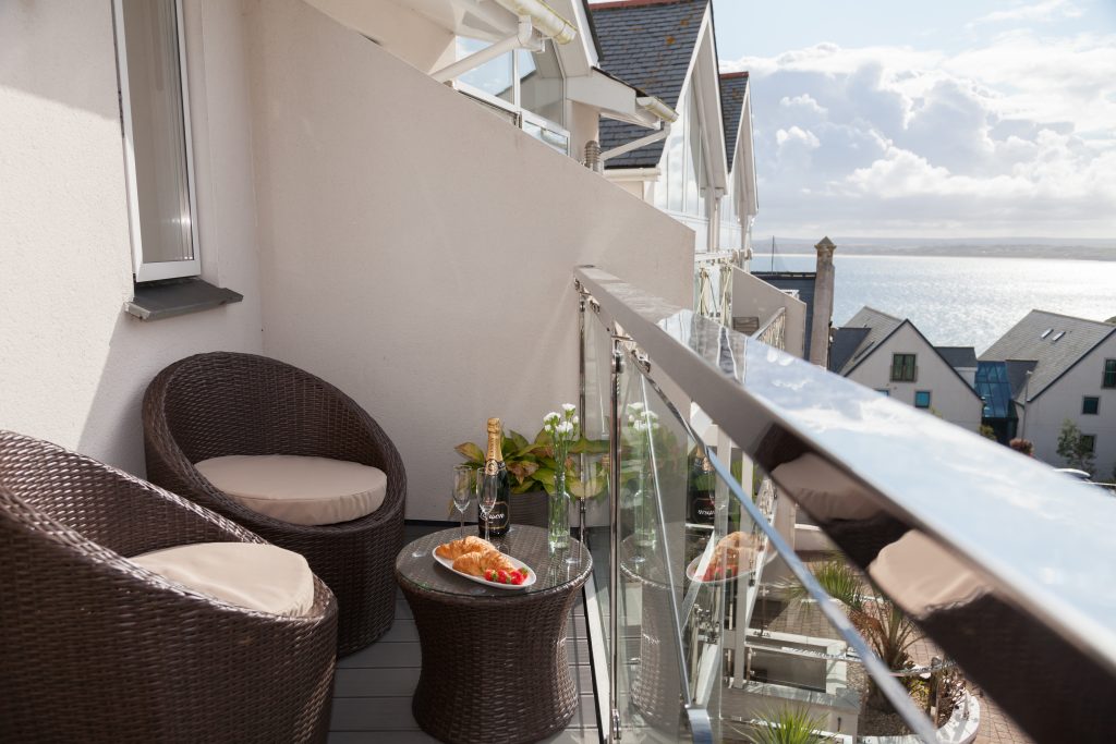 SeaMore Apartment