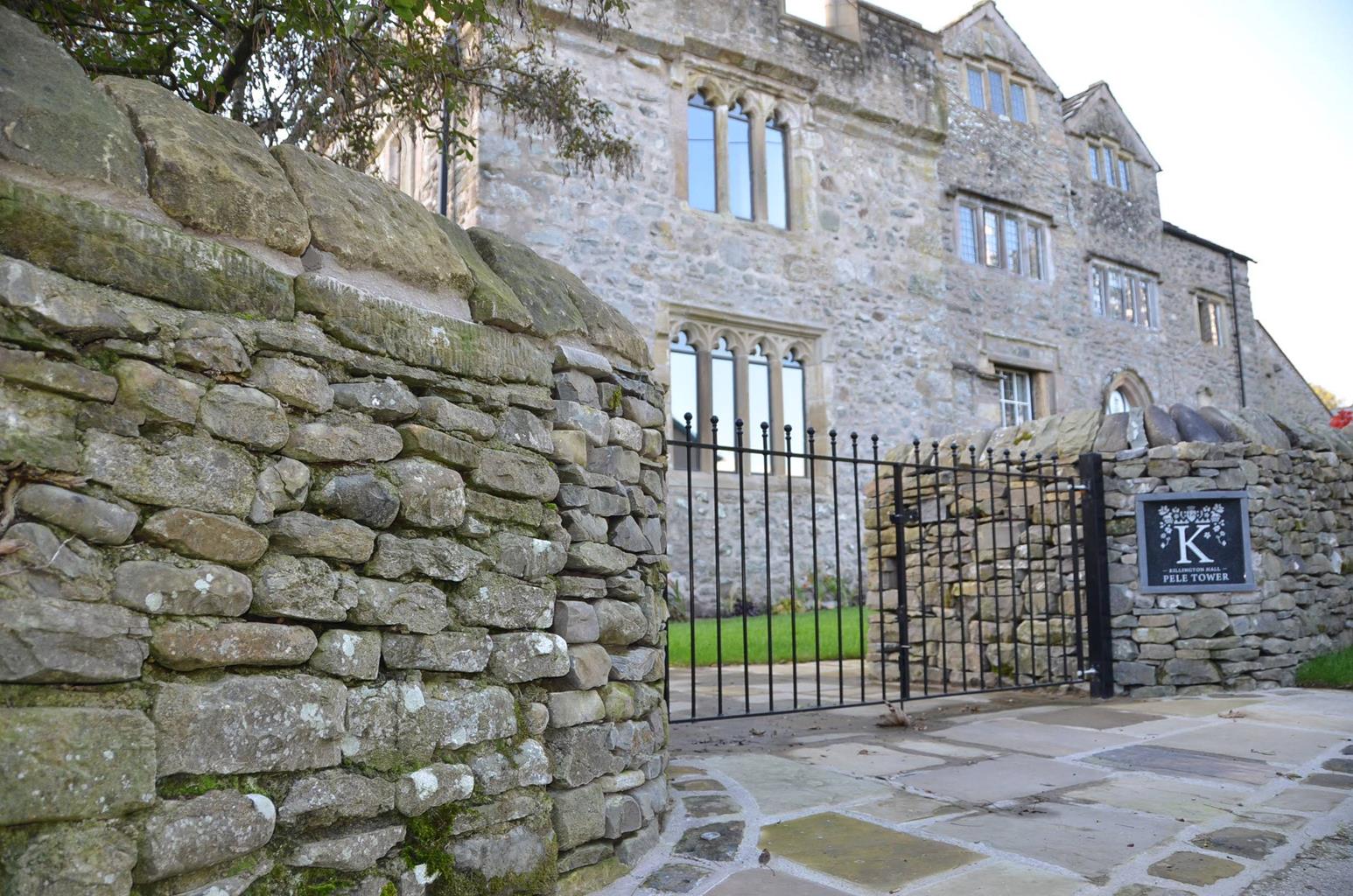 The Pele Tower