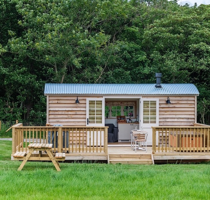 Lapwing Shepherd Hut