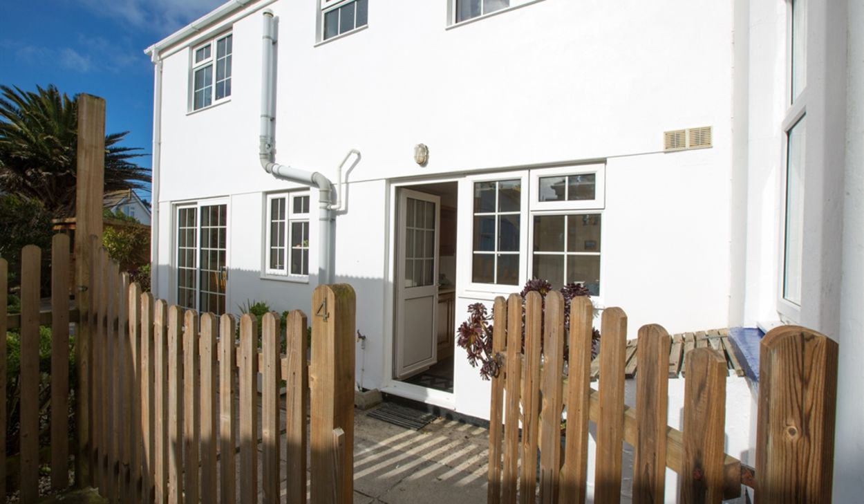 4 Rosevean House