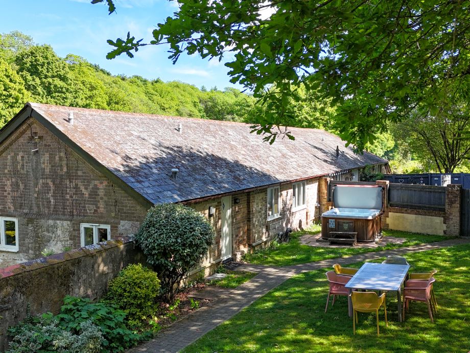Casterbridge Cottage