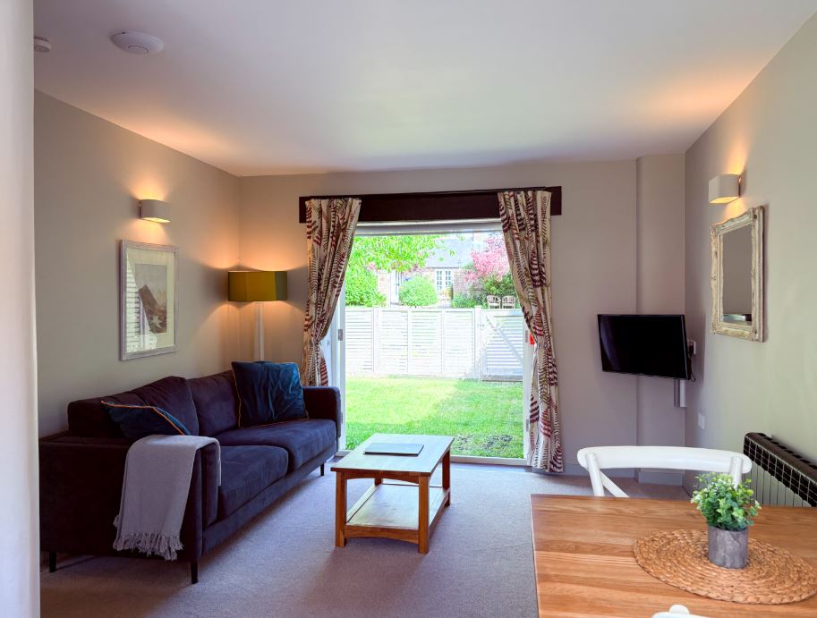 Abbotsea Cottage