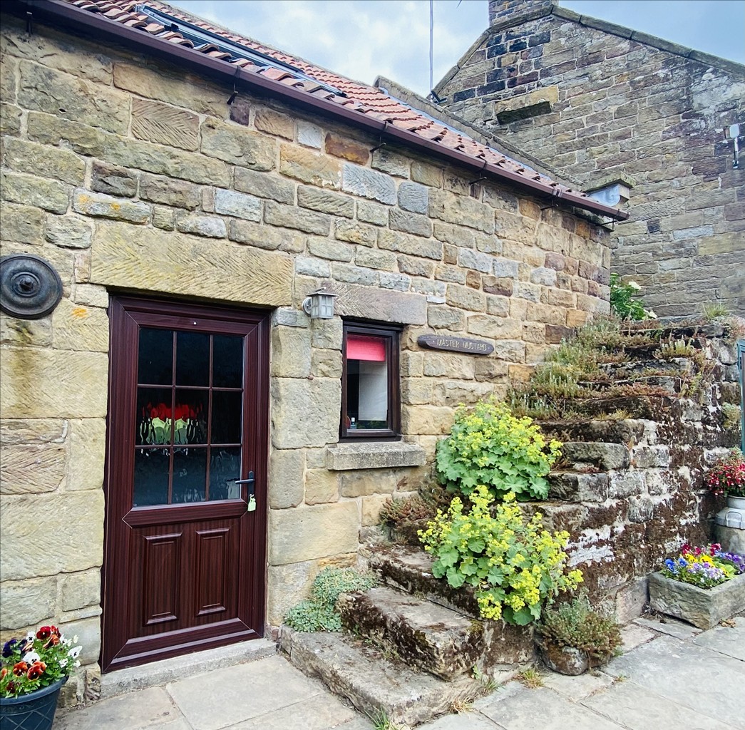 Master Mustard Cottage