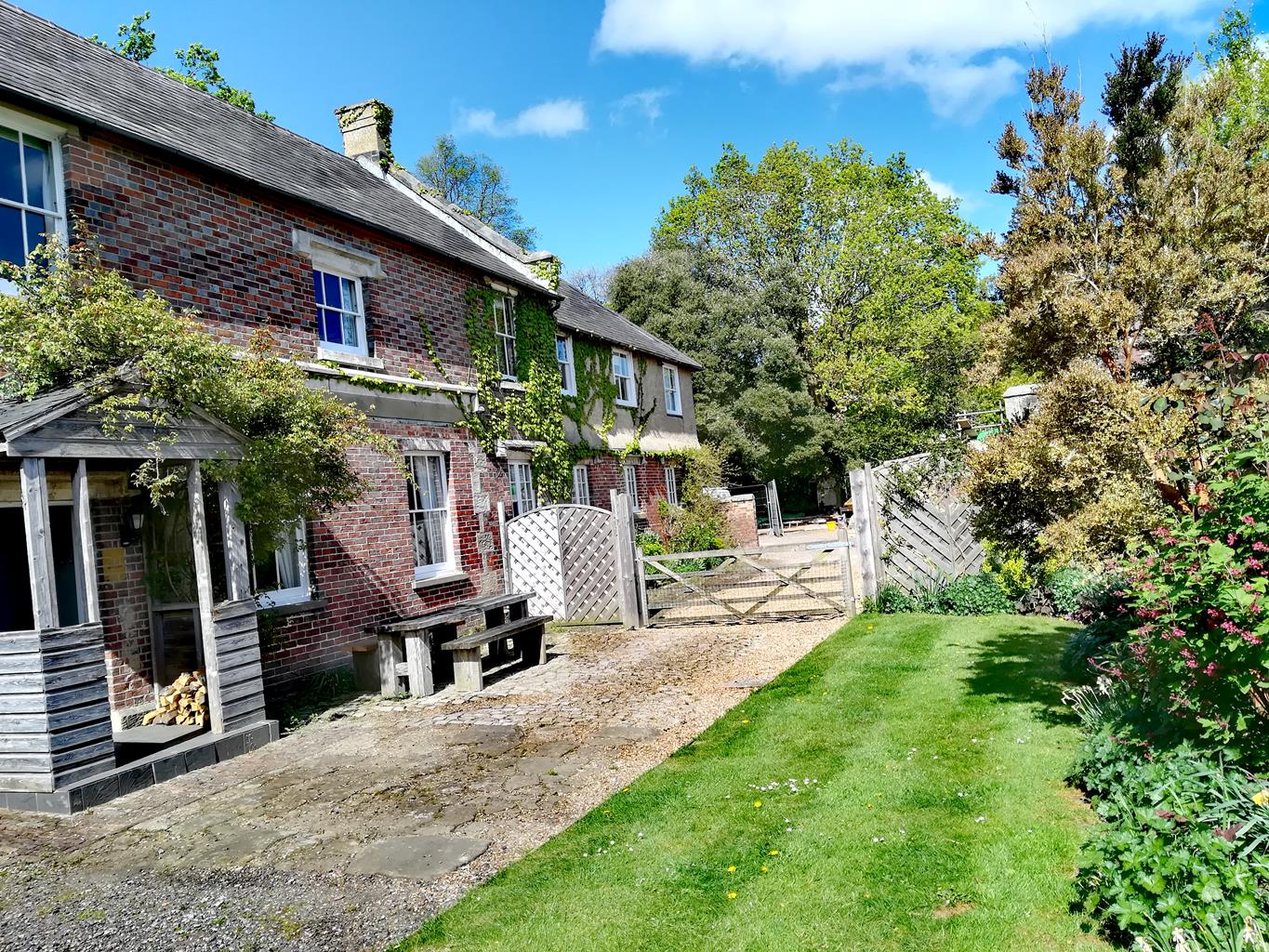Castle Cottage