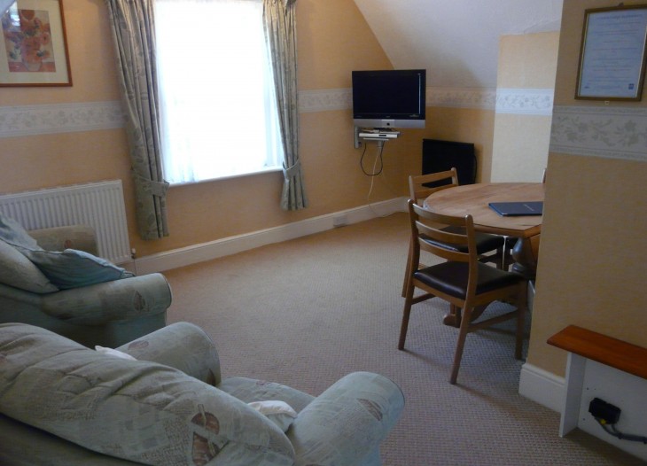 Apartment 6